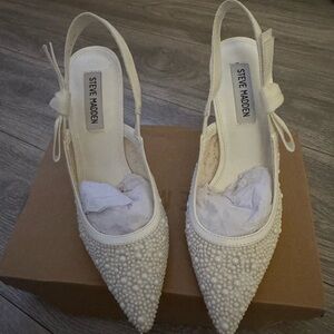 Steve Madden Bri White Lace Heels